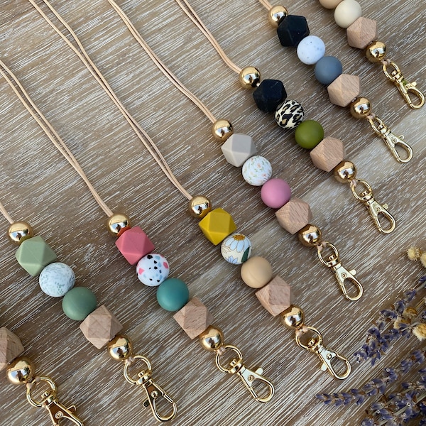 Personalized Beaded Lanyard, Badge Lanyard, Teacher Lanyard, Badge Holder, Teacher Gift, Nurse Gift, Healthcare Gift, Gift for Work