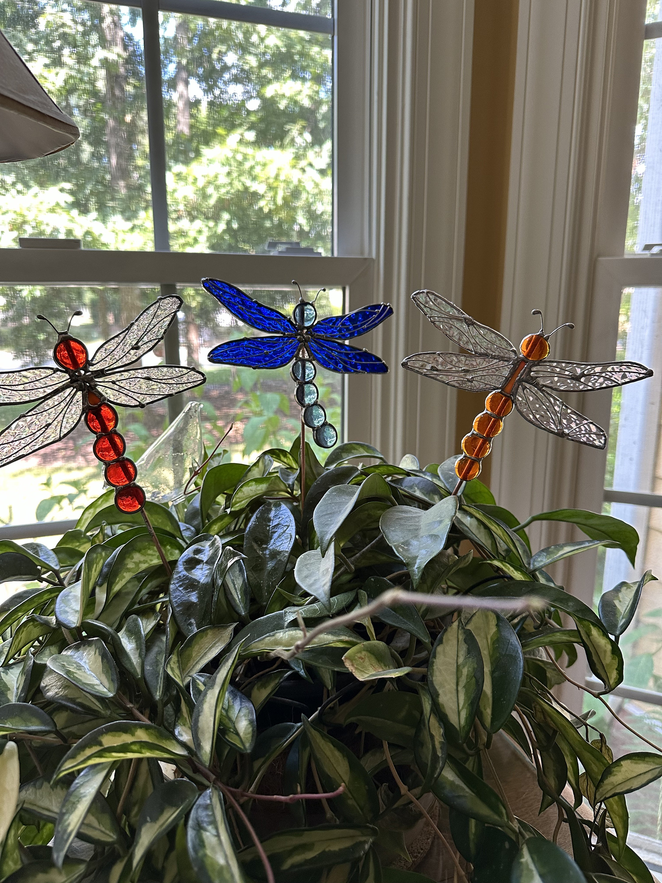 Stained Glass Dragonfly Plant Stake, Hanging Sun Catcher, Birthday Gift, Housewarming Gift, Thank You Gift, Glass Color Customizable
