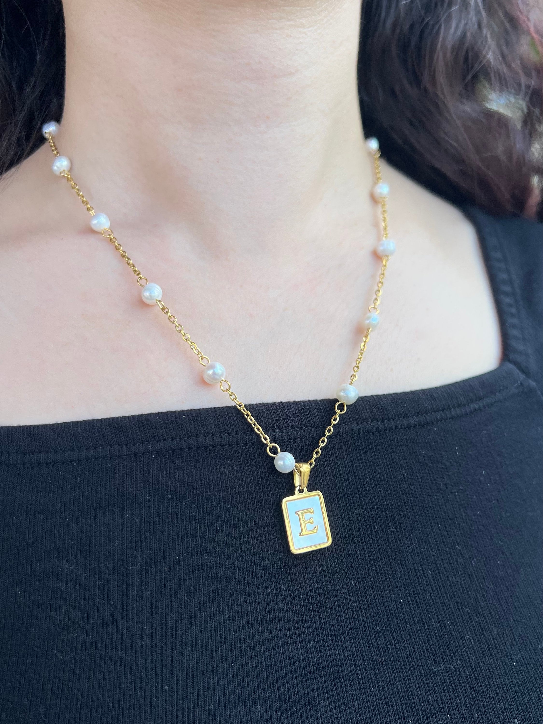 Initial Necklace, Minimalist Gold Letter Necklace with Birthstone, Personalized Necklace, Valentines Day Gift Medal Pearl, Bridesmaid Gift for Her, Gift for Mom