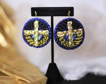 Serenity - Boucles d'oreilles bijoux artistiques bleu et noir, accent doré AKA Hairings