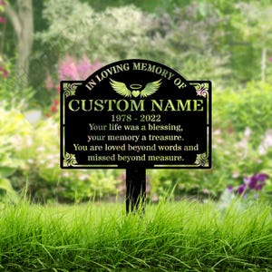 Personalized Memorial Stake Plaque Custom Grave Marker Remembrance Plaque Outdoor Memorial Plate Stake for Mum Dad