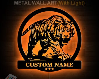 Letrero de metal con luz LED de tigre personalizado, letrero con el nombre de un amante del tigre, colgante de pared de animales salvajes, decoración del hogar, vida silvestre, regalo de tigre