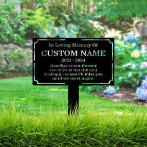 Custom Memorial Plaque Stake Sturdy Metal Grave Marker Remembrance Plaque Outdoor Memorial Plate Stake for Mum Dad