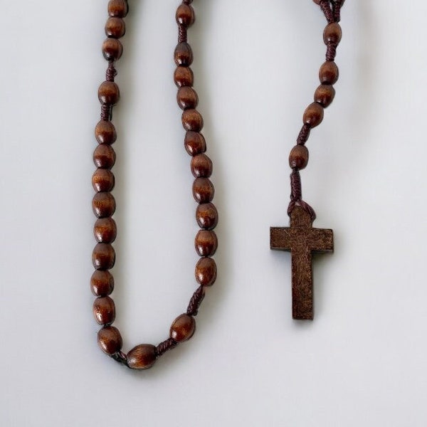 Chapelet en bois, chapelet de prière, collier religieux, foi, chapelet croix, croix avec jésus, protection, cadeau, unisexe, perle de bois, traditionnel