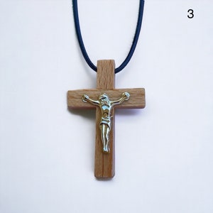 Collier croix en bois Collier unisexe Cadeau religieux Collier de prière Avec Jésus-Christ Collier avec cordon réglable Croix peinte 3