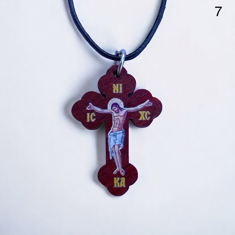 Collier croix en bois Collier unisexe Cadeau religieux Collier de prière Avec Jésus-Christ Collier avec cordon réglable Croix peinte 7