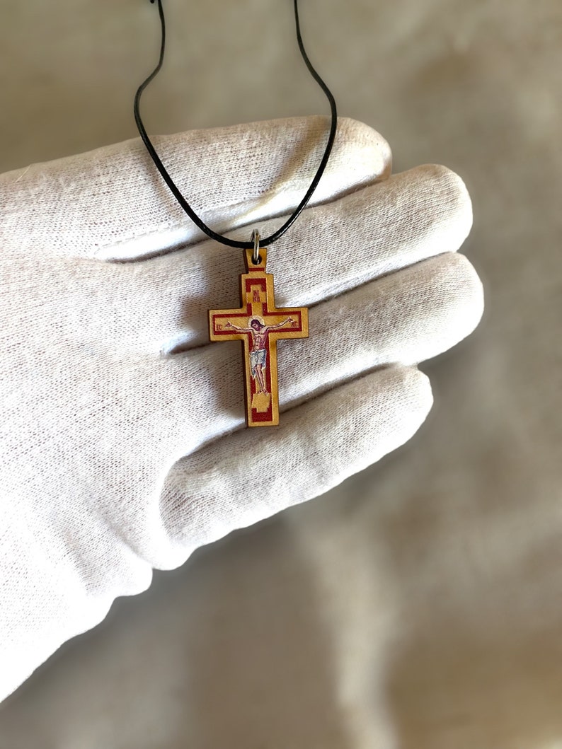Collier croix en bois Collier unisexe Cadeau religieux Collier de prière Avec Jésus-Christ Collier avec cordon réglable Croix peinte image 3