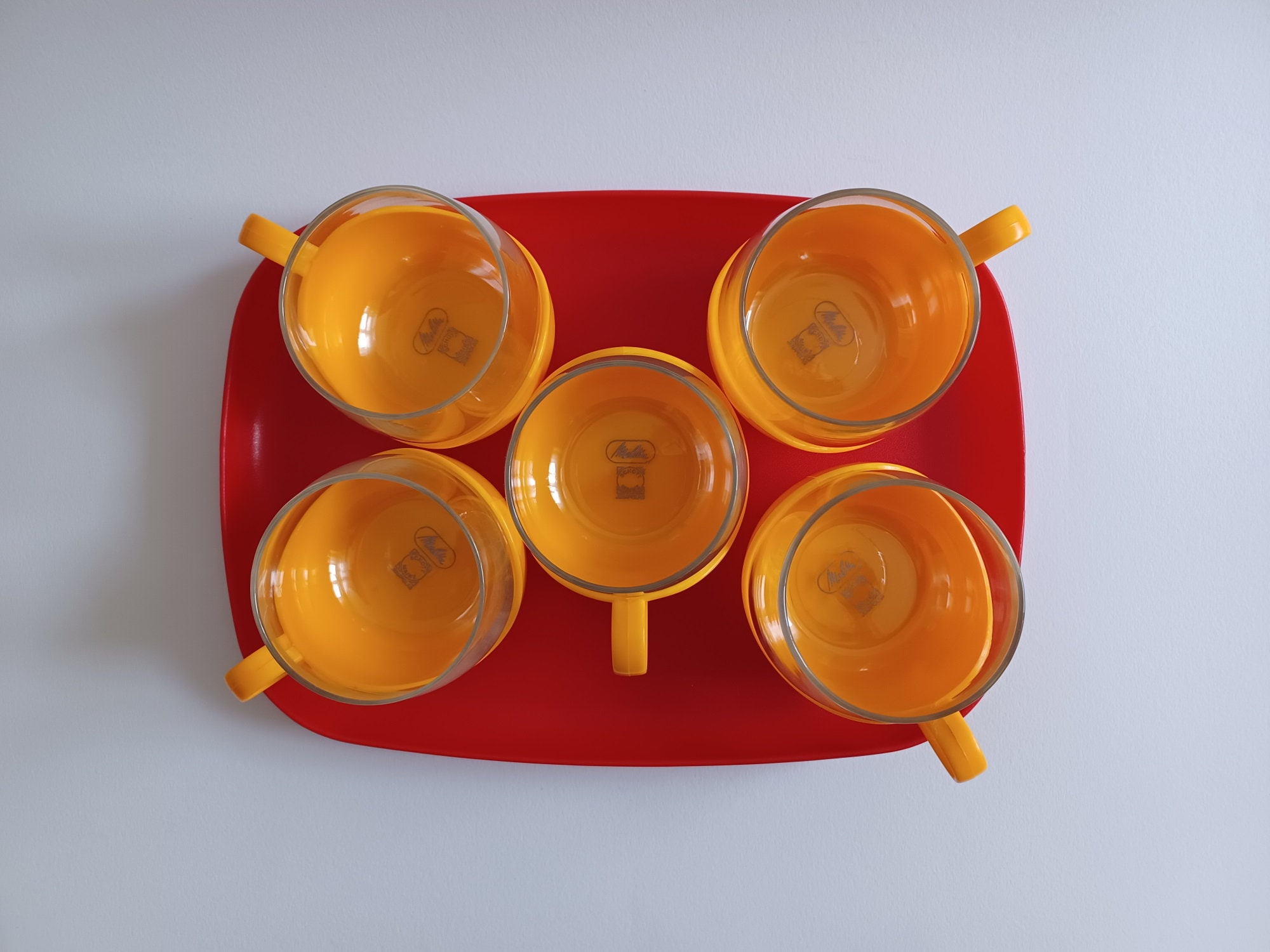 Ensemble de 3 tasses à thé ou à café Melitta vintage jaunes avec support en plastique