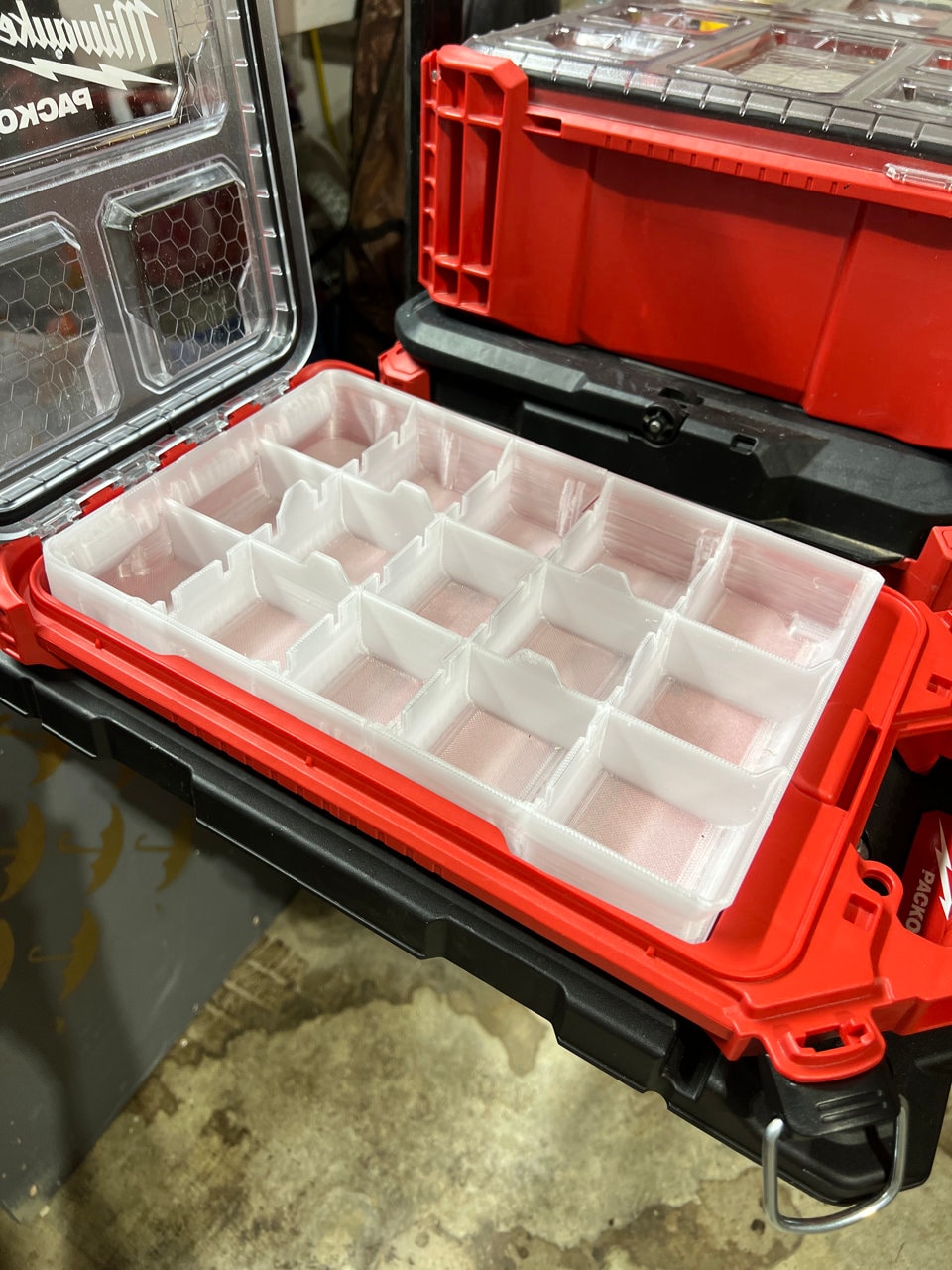 Milwaukee Packout makes for a fine tackle box system : r/Fishing_Gear