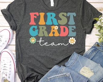 First Grade Teacher Shirt,Retro 1st Grade Teacher Shirt,First Day Of School Shirt,Back To School Shirt,First Grade Shirt,Groovy 1st Grade