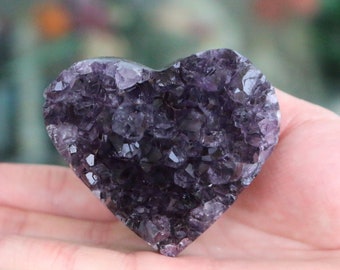 Natural Amethyst Geode Heart – Purple Crystal Heart Cluster for Home Decor, Unique Crystal Gift (160g)