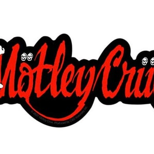Badge Motley Crue Dr. Feelgood 3D - Étain Sculpté, Produit Officiel, 4 X 4.5 Cm, Avec Attaches à Poussoir
