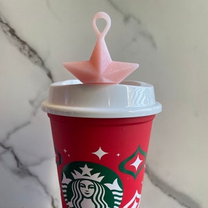 Starbucks Holiday 2023 Pink Shimmer Reusable Star Keychain/silicone Hot Cup  Lid Stopper 