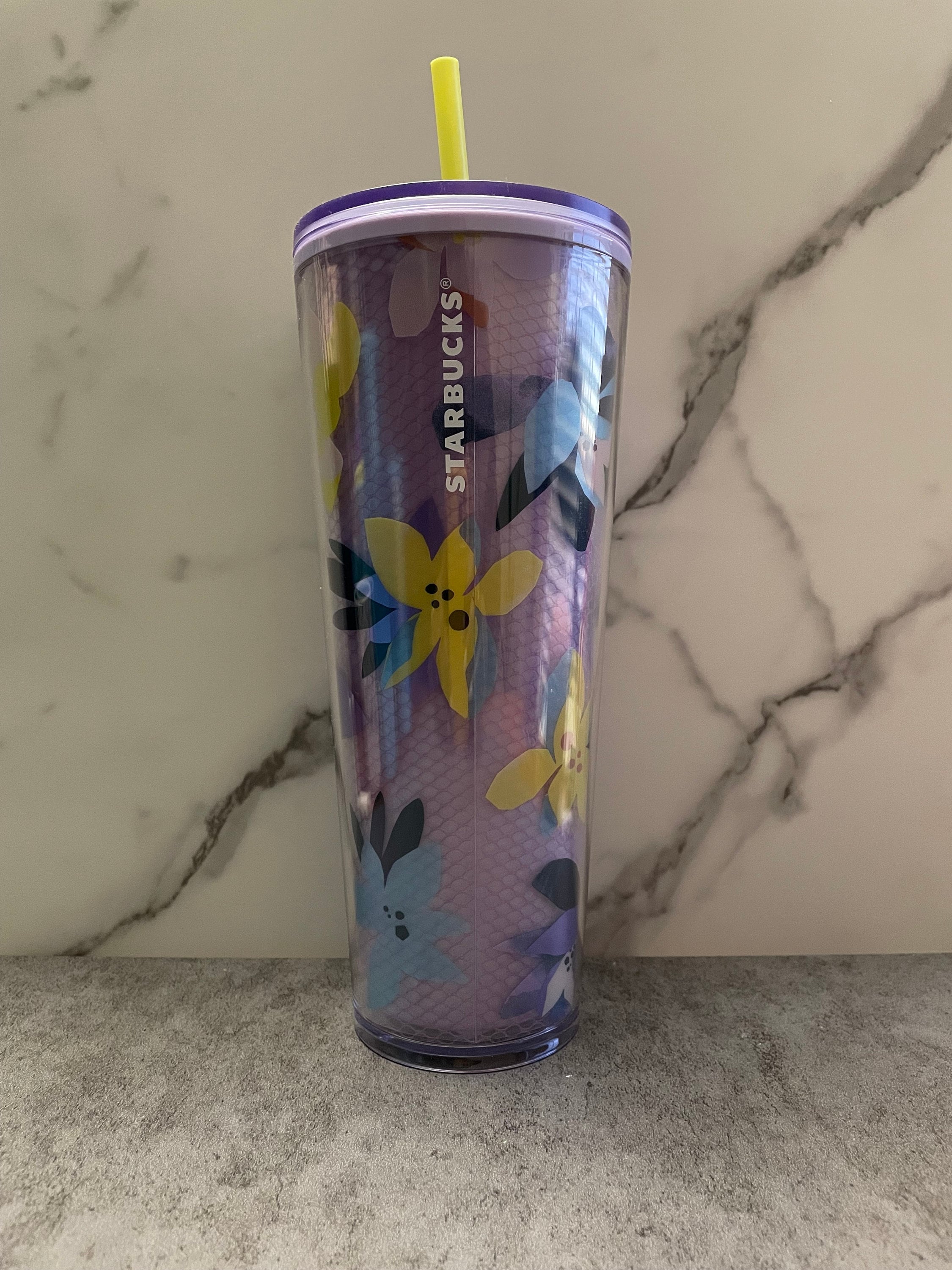 Starbucks Winter 2023 Drifting Magnolias Venti Cold Cup -  Denmark