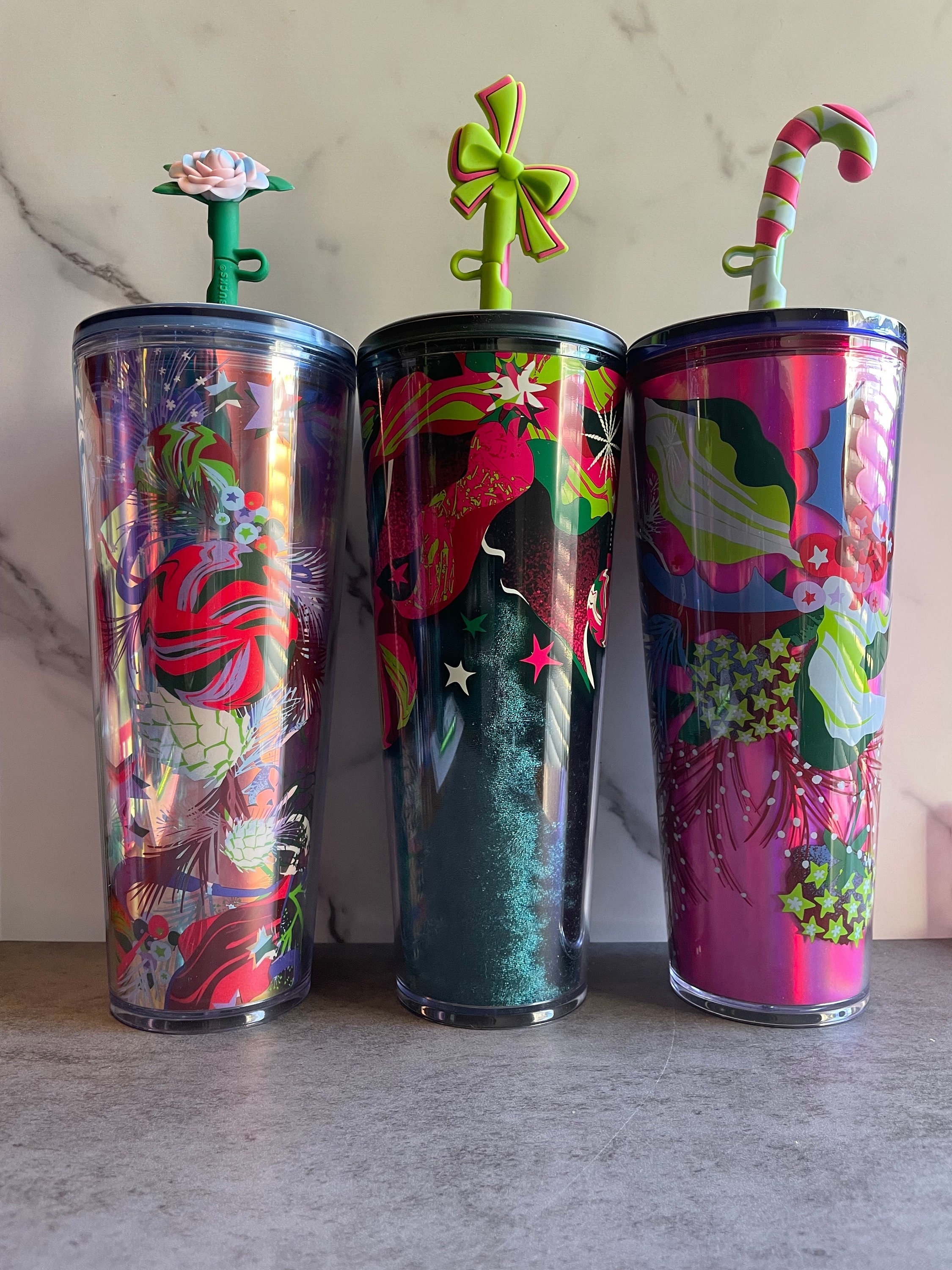 Starbucks Holiday 2023 Venti Plastic Tumblers With Silicon Straw Topper 