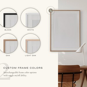 K&ouml;nnte beinhalten: Vier Rahmenfarbenoptionen f&uuml;r einen Bilderrahmen: Schwarz, Wei&szlig;, Eiche und helle Eiche. Der Text "CUSTOM FRAME COLORS" wird unter den Rahmenoptionen angezeigt. Der Text "Interchangeable frame color options with toggle on/off ability." wird unter dem Text "CUSTOM FRAME COLORS" angezeigt.