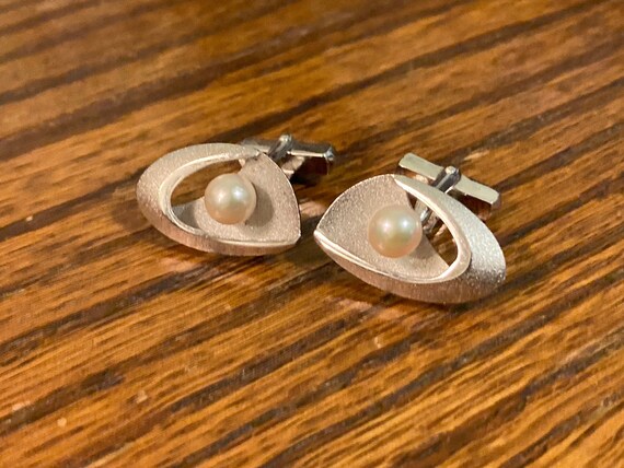 Silver and Pearl Cuff Links - image 1