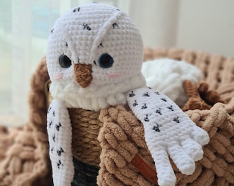 WHITE polar owl, Woodland nursery, Nature nursery decor, Owl lovey, Cuddle blanket, Owl nursery decor, Baby lovey animal