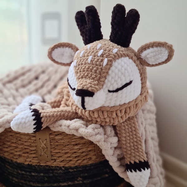 DEER lovey, Christmas deer snuggler for baby, Woodland nursery decor, Baby security blanket, Baby shower gift