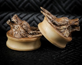 Handcrafted Wolf Head Double Flare Plugs: Gothic Viking Gauges