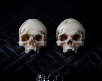 Half Skull Stud Earrings: Bone-Textured Resin, Gothic Punk Jewelry