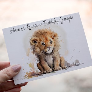 Carte d'anniversaire de lion, carte de lion, carte de lion personnalisée, image de lion, carte d'anniversaire personnalisée, notelet de lion, carte de voeux de lion, lion, bébé lion