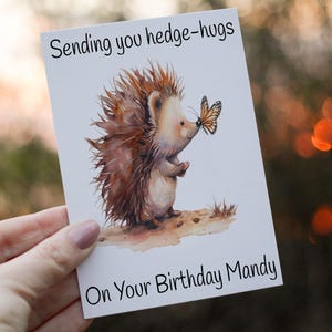 Carte d'anniversaire hérisson, carte d'anniversaire, carte hérisson, carte d'anniversaire drôle, carte personnalisée, carte de chasseur de trésors, hérisson, papillon