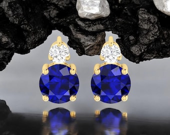 Pendiente de zafiro, pendiente de oro, pendiente pequeño, pendientes de zafiro, pendiente de zafiro azul profundo radiante, pendiente de piedra de nacimiento, regalo para mamá