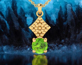 Peridot Necklace, Gold Peridot Necklace, August Birthstone Necklace, Minimalist Necklace, Kite Style Drop Pendant, Christmas Gift, Huzurr