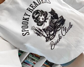 Club de lectura de libros de terror / Gildan / Sudadera de cuello redondo