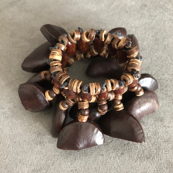 Nut Shell Wrist Shaker Small Bracelet Natural Juju Bean Djembe Drum Accessories Handmade Bell Percussion Sound Therapy Healing