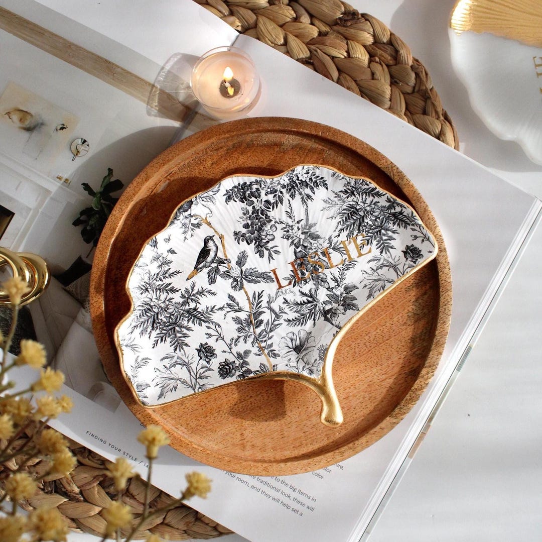 ハンドメイド プレート 8枚セット Ginkgo Leaf Black and White Toile Jewelry Dish - Handcrafted