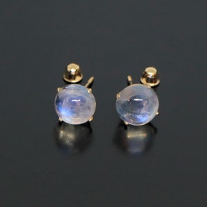 Cute 14K Solid Yellow Gold Natural Blue Moonstone 6-7mm Round Stud Earrings
