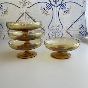 Amber Glass Dessert Bowls – Set of 5 Vintage Ice Cream Coupes – Mid-Century Modern Style – Footed Glass Bowls – Made in Spain