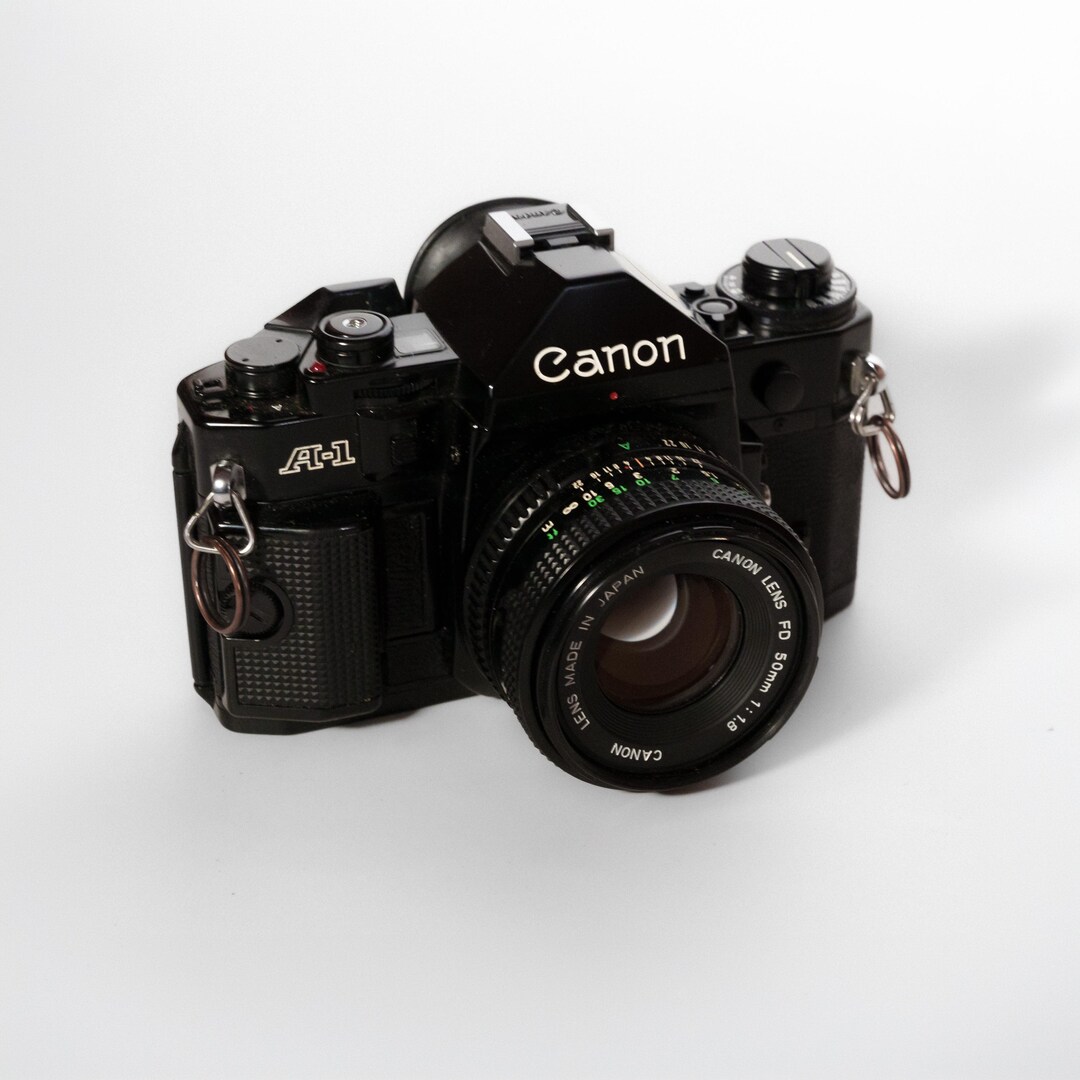 Canon AE-1 AE1 35mm SLR Film Camera Chrome AS IS for PARTS OR REPAIR V20