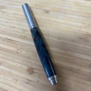 Stylo à bille roulante RAW en acier inoxydable avec mangue spalted bouclé multicolore stabilisé