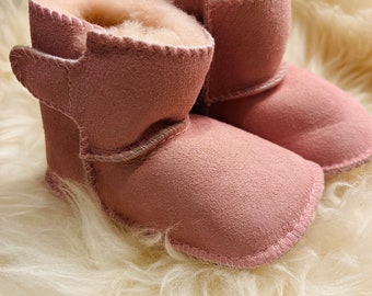 Real sheepskin baby boots pink