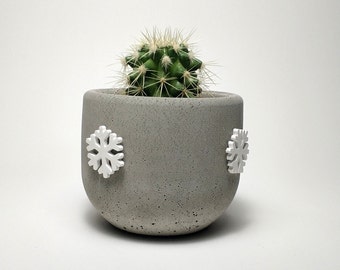 Snowflake Concrete Planter, Succulent Pots, Gift For Her or Him, Minimalist Home Decor, Flower Pots, Design Flowerpots, New Year Gift