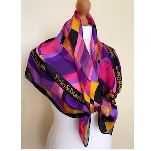 Vintage Pinky & Dianne Silk Chiffon Scarf Black Purple Orange Art Deco Print Silk Retro Neckerchief 90s Foulard Seta, 33x33,5&quot;, 84x85 cm