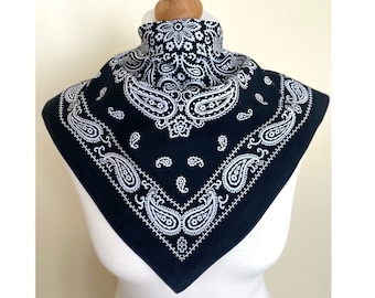 Vintage 70s 80s Folkloric All Cotton Bandana Dark Navy Fast Color Boho Hippie Paisley Handkerchief Rocker Biker Bandana, 19,5x20,5",50x52 cm