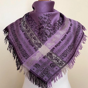 Vintage 80s Silk Viscose Jacquard Small Square Scarf Purple Seta Foulard Neckerchief, 25x25,5&quot;/64x65cm