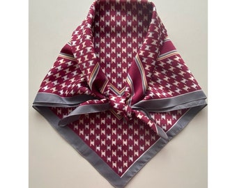 Écharpe carrée vintage italienne, foulard bordeaux, 30 x 30 pouces, 77 x 77 cm