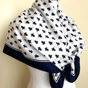 Vintage 90s Square Scarf White Navy Neckerchief Retro Foulard,  34x34,5&quot;, 87x88 cm