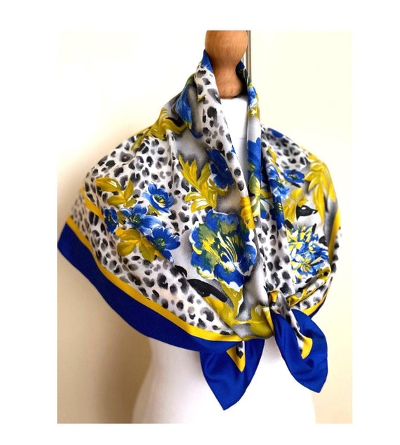 Foulard quadrato vintage con stampa floreale leopardata, foulard