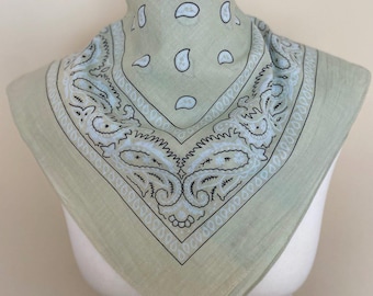 Vintage Cotton Bandana Small Baumwolle Scarf Pale Olive Paisley Retro Nandkerchief Cowboy Biker Western Hairband, 20,5x20,5"/52x52cm