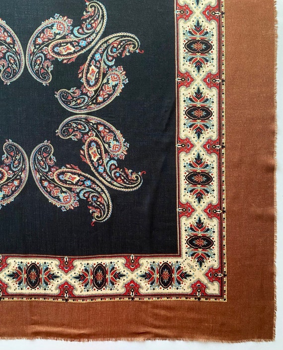 Schals, Halstücher & Stolas Aus Baumwolle | Unifarben & Mit Paisley Muster | Talisman