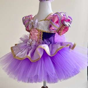 Robe Raiponce pour tout-petits Déguisement en tulle violet premier anniversaire Tutu de princesse violet Déguisement pour la récréation image 7