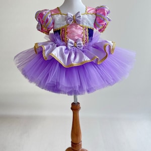 Robe Raiponce pour tout-petits Déguisement en tulle violet premier anniversaire Tutu de princesse violet Déguisement pour la récréation image 4