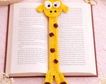 Crochet Giraffe Bookmark Pattern | Cute Animal Bookmark | Amigurumi Bookmark | Handmade Gift for Book Lovers
