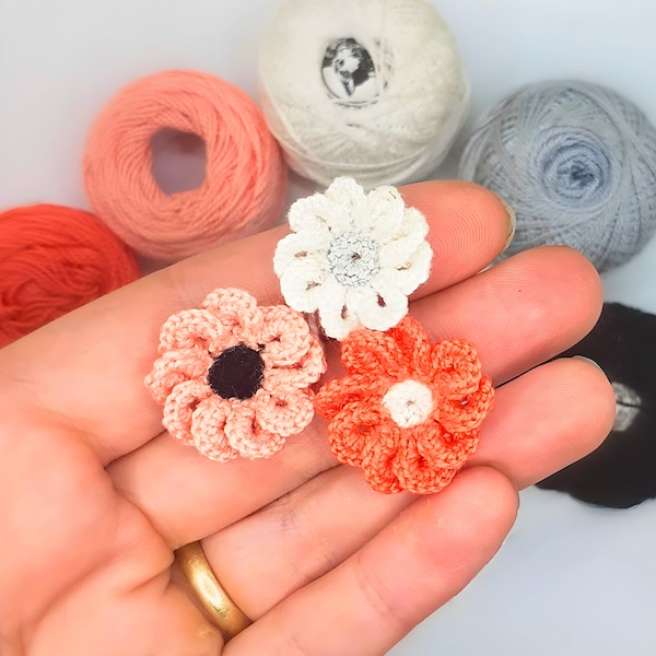 Modèle au crochet - Mini fleur - Micro modèle au crochet.